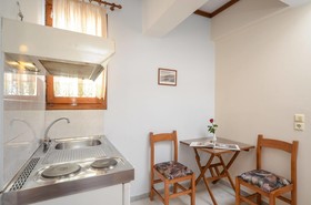 Rena Valetta Studios