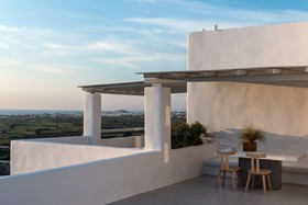 Seven Suites Naxos