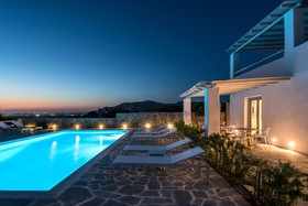 Seven Suites Naxos