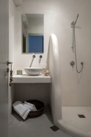 Seven Suites Naxos