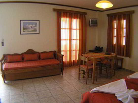Spiros Hotel