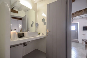 Venetian Suites