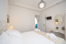 Sea & Olives Holiday Villas