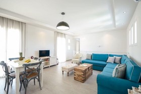 Sea & Olives Holiday Villas