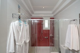 Sea & Olives Holiday Villas