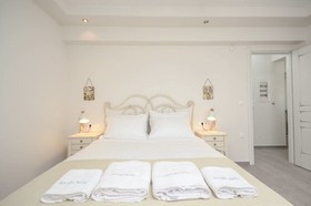 Sea & Olives Holiday Villas