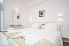 Sea & Olives Holiday Villas