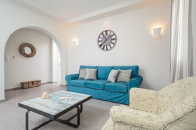 Sea & Olives Holiday Villas