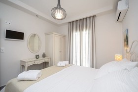 Sea & Olives Holiday Villas