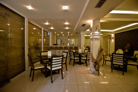 Apollon Hotel