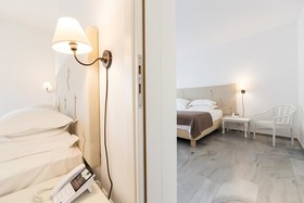 Paros Land Hotel