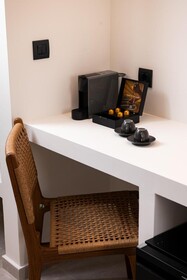 Mazee New-Age Boutique Hotel