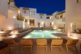 Mazee New-Age Boutique Hotel