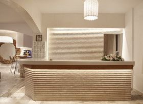 Parian Boutique Hotel