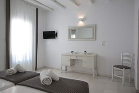 Parian LIthos Residence