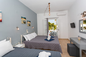 Zoumis Studios
