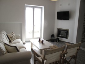 Drios Seaside Villas