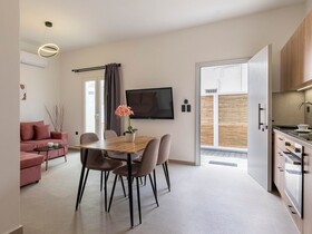 Parikia's Urban Oasis