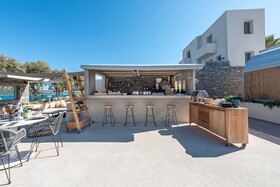 Paros Comfy Suites