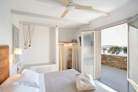 Paros Comfy Suites