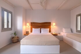 Paros Comfy Suites