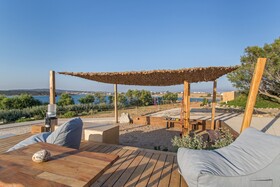 Paros Comfy Suites