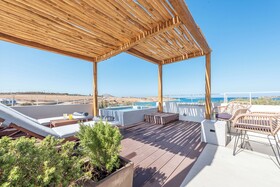Paros Comfy Suites