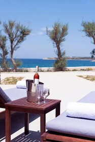 Paros Comfy Suites