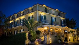 Captain’s House Hotel