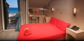 Captain’s House Hotel
