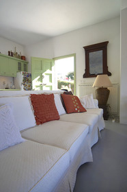 Nena’s Art House