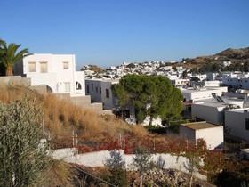 Yvonni Studios