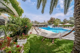 Paxos Club Resort & Spa