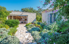 Stone Pool Villa Alina with Seaview