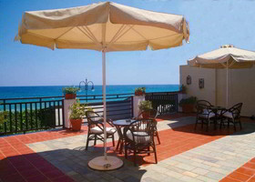 Kenta Beach Hotel
