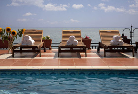 Kenta Beach Hotel