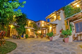 Hotel Alkifron