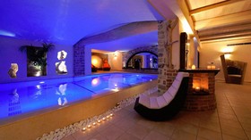 Iakovakis Suites & Spa