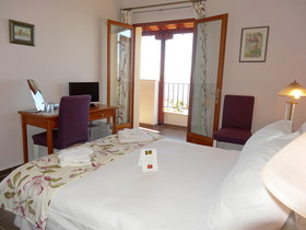 Lagou Raxi Country Hotel