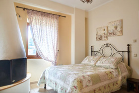 Country Hotel Triantafillies