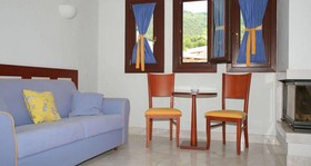 Maritsa's Hotel & Suites