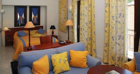 Maritsa's Hotel & Suites