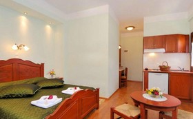 Theareston Guesthouse