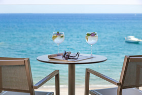 Amada Colossos Resort