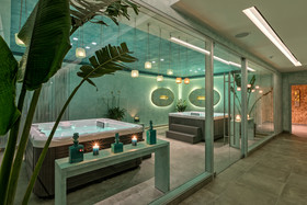 Amada Colossos Resort