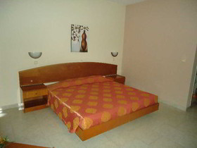 Lyristis Hotel Studios and Apartments