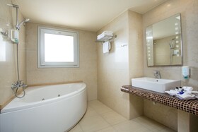 Pegasos Deluxe Beach Hotel