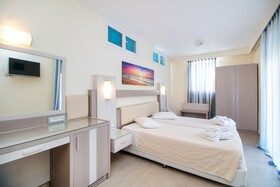 Pegasos Deluxe Beach Hotel
