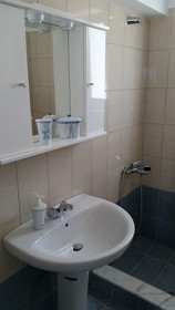 Ria's Deluxe Apartments