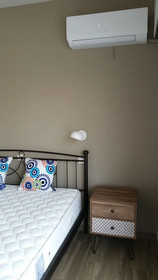 Ria's Deluxe Apartments